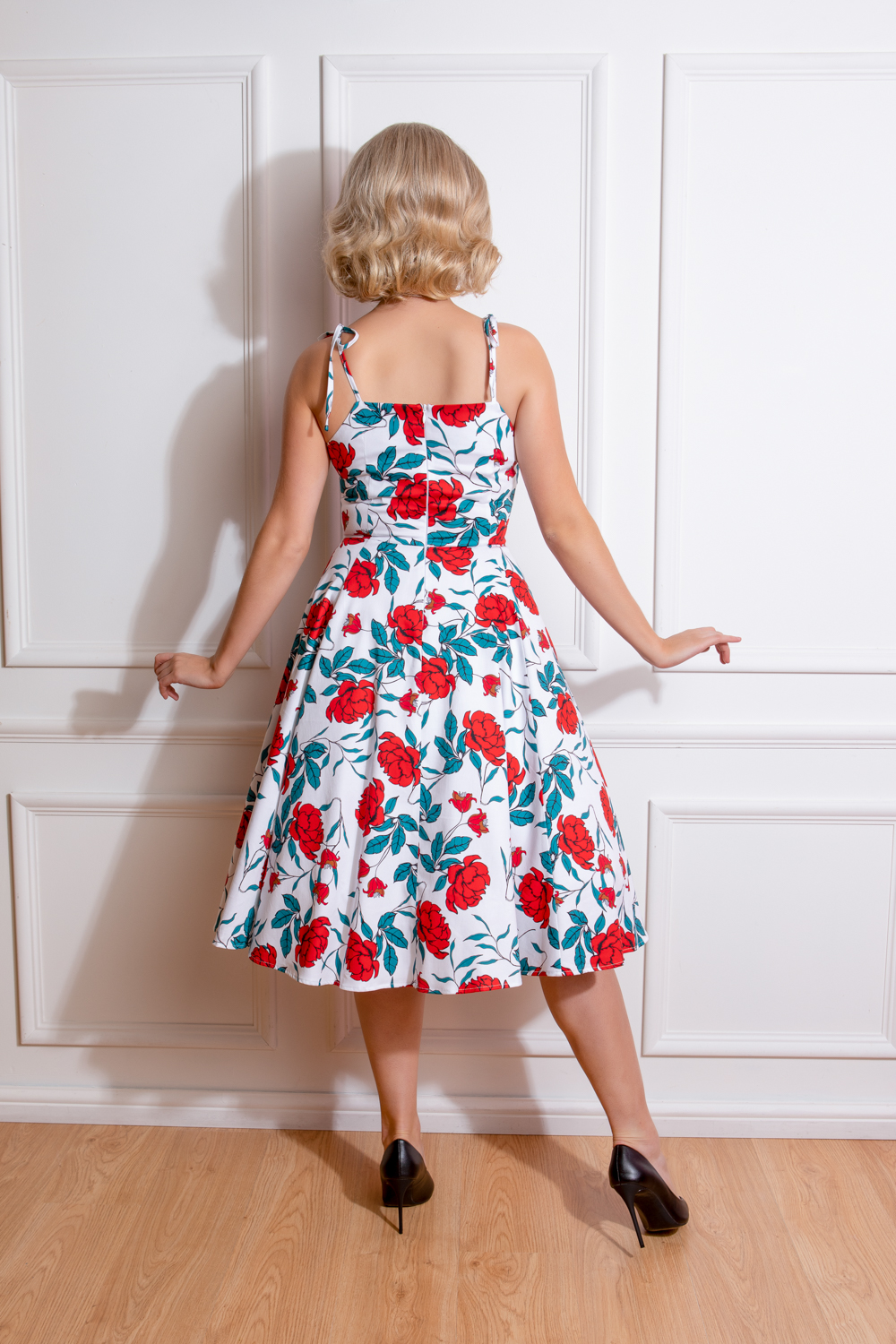 Della Floral Swing Dress